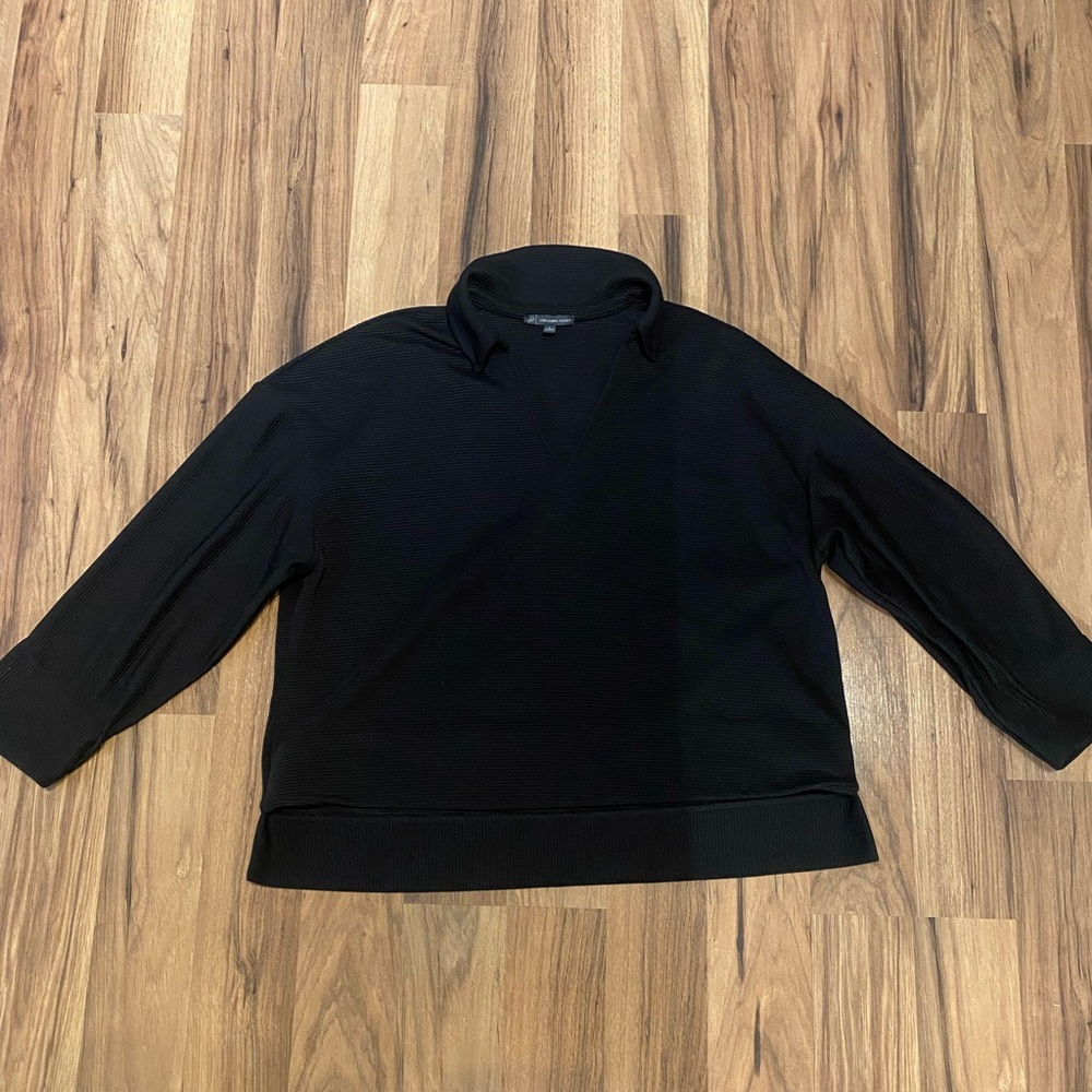 Chic Black Collared Sweater